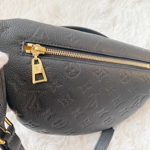 (Sold) Louis Vuitton Bumbag Monogram Empreinte Black Leather Crossbody Fanny - Picture 4 of 8